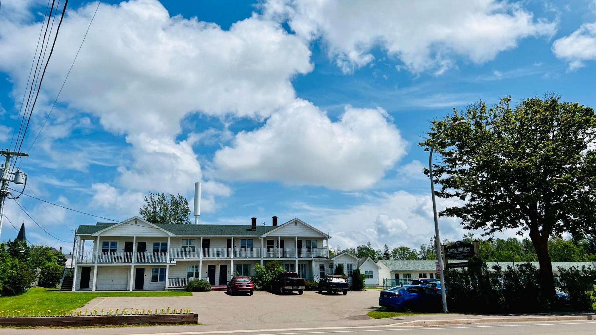 Anne Shirley Motel & Cottages Кавендиш Экстерьер фото