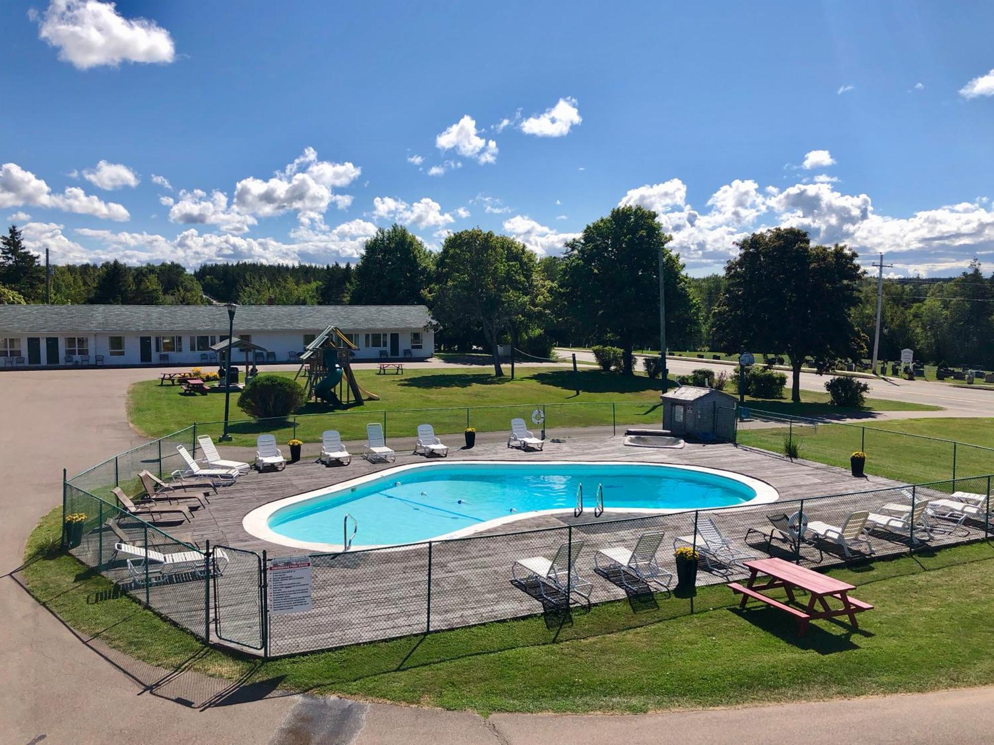 Anne Shirley Motel & Cottages Кавендиш Экстерьер фото